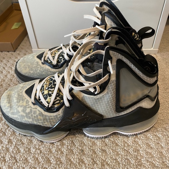 Nike Jordan’s high tops - Picture 5 of 5